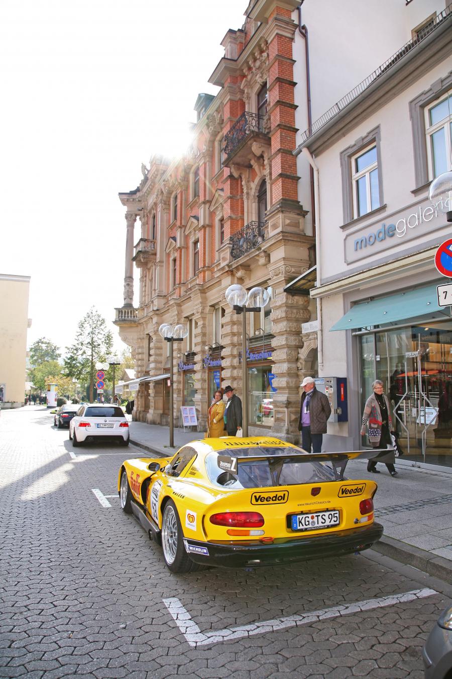  Dodge Viper GTS-R Street Version by Zakspeed 1999 года  (фото 8 из 14)